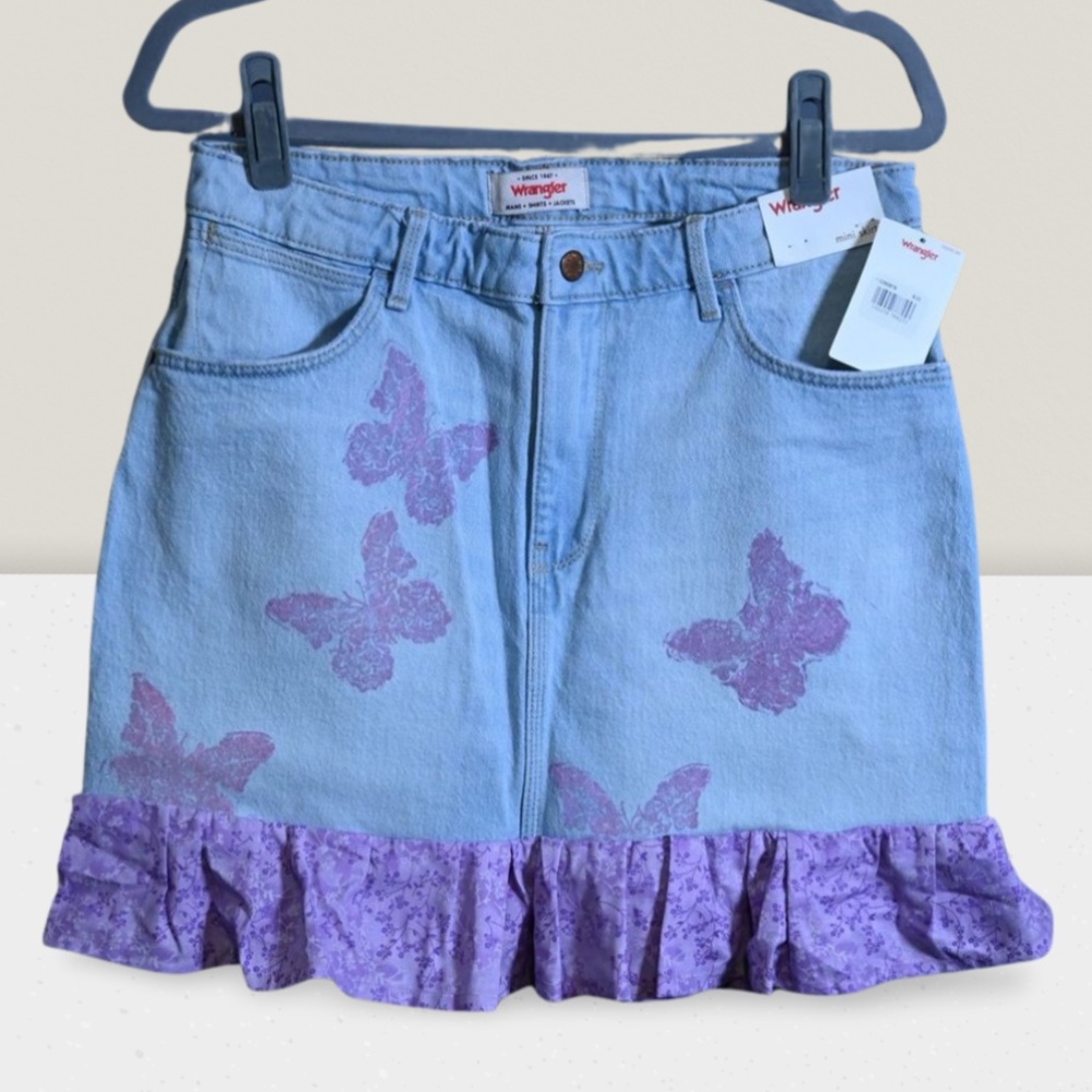 Hand-Painted Wrangler Denim Mini – Purple Ruffle & Butterflies